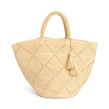 Load image into Gallery viewer, Raffia Basket with tassel - Natural
